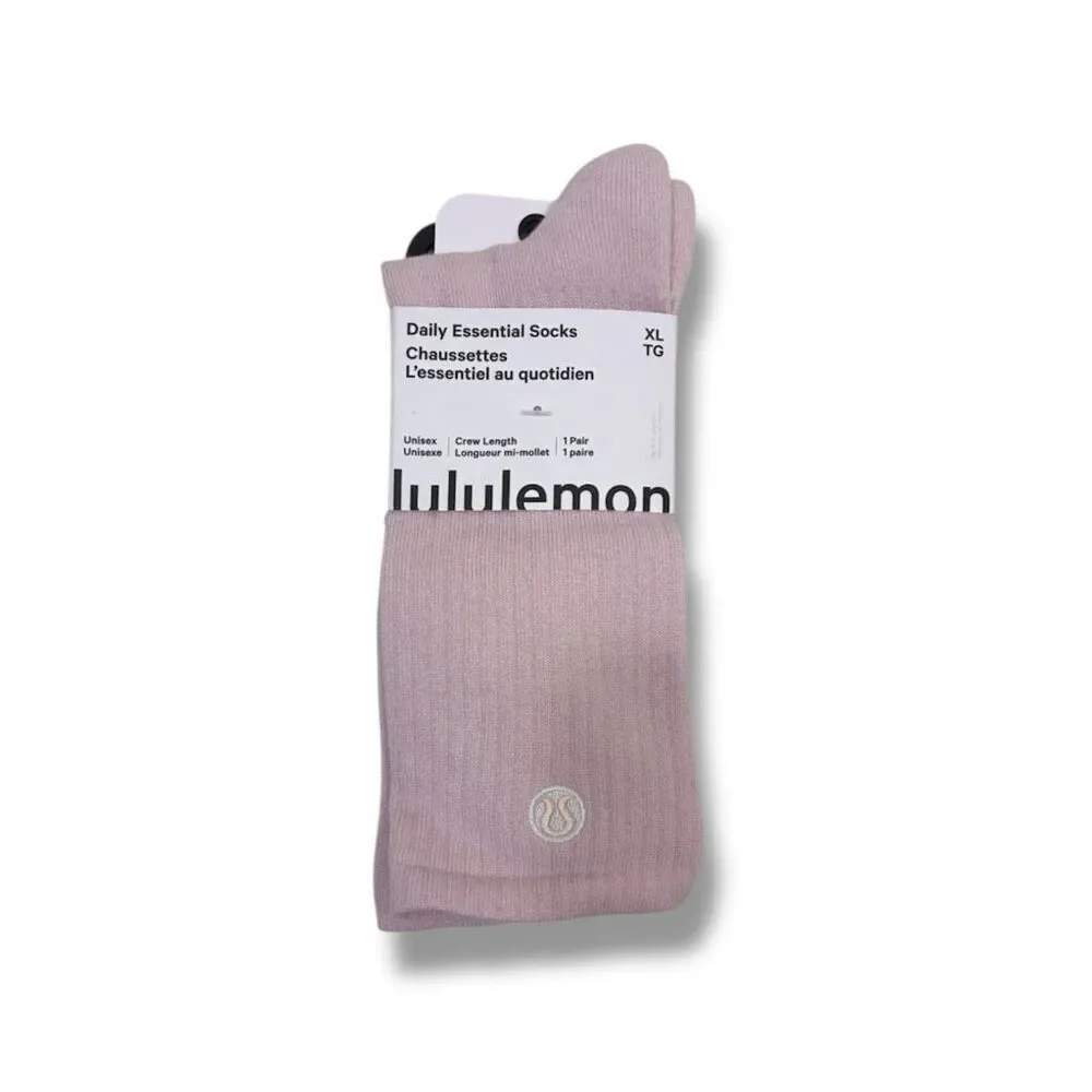 Lululemon NWT Daily Essential Socks
